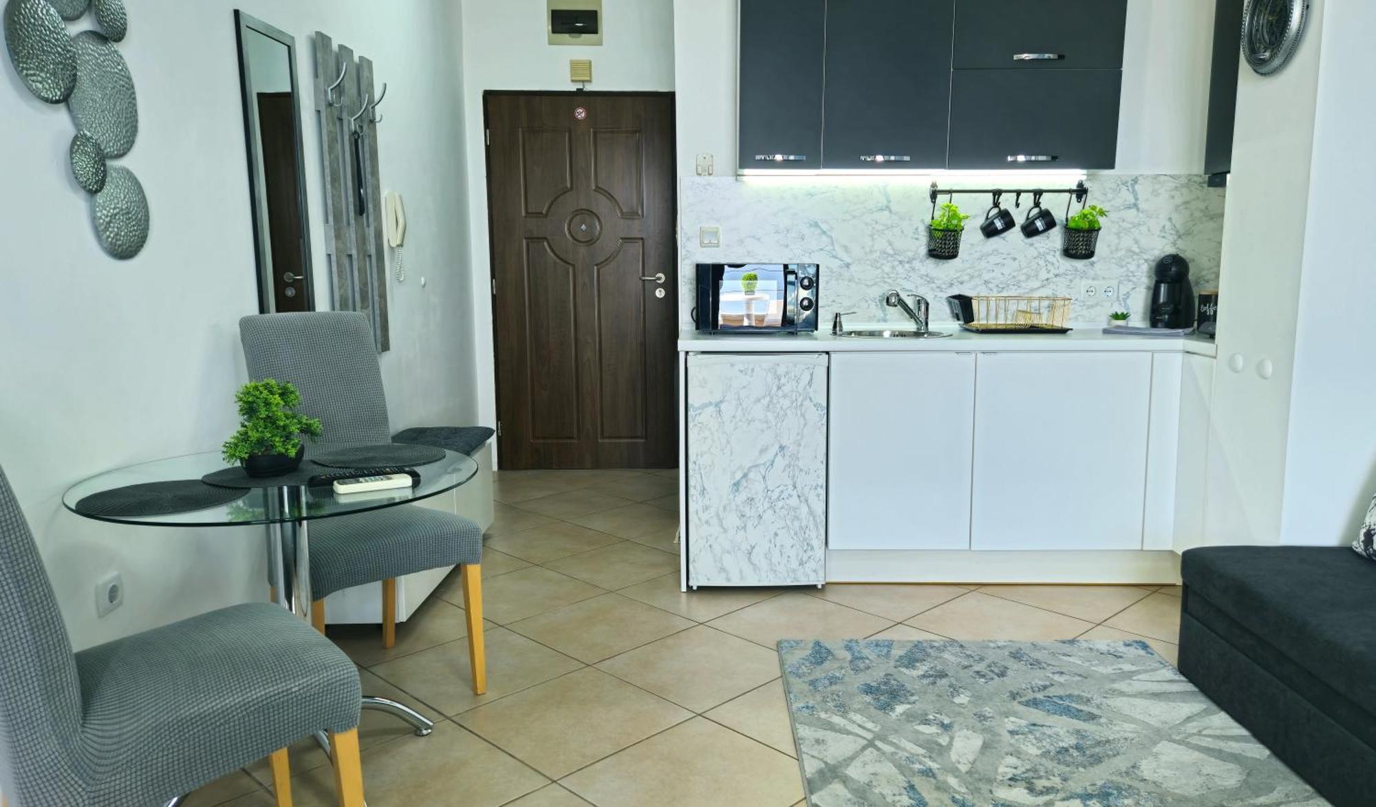 Black Sea Narcissus - Quiet Studio With Amazing Sea View Варна Екстериор снимка