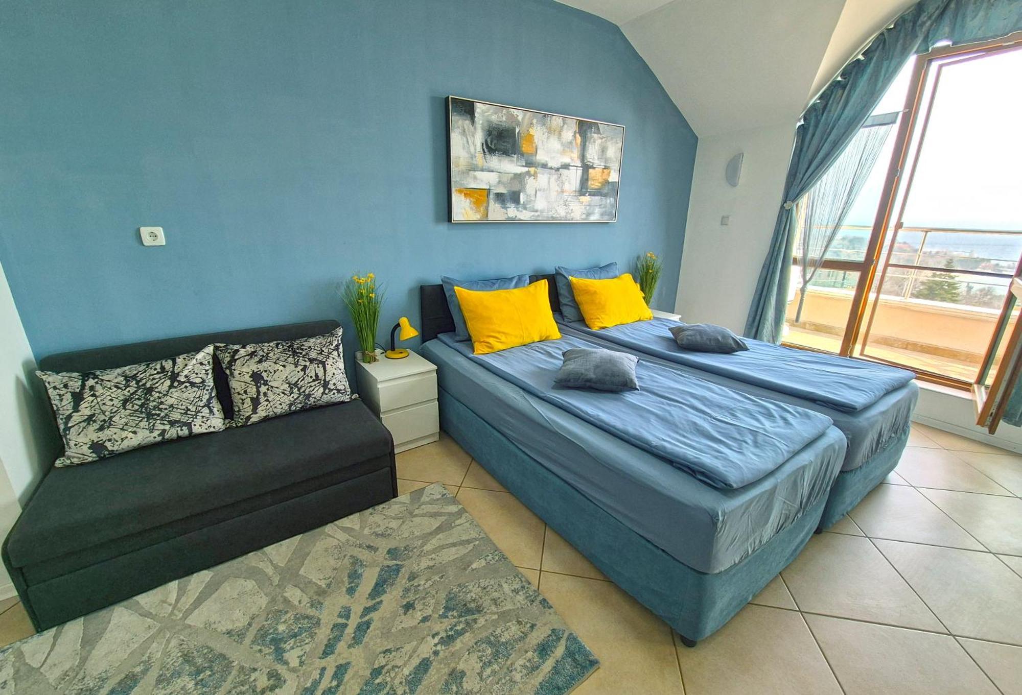 Black Sea Narcissus - Quiet Studio With Amazing Sea View Варна Екстериор снимка